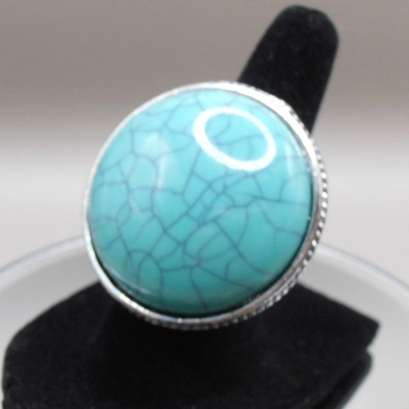 Large Faux Turquoise Statement W/ Side Floral Accents Ring Sz. 5